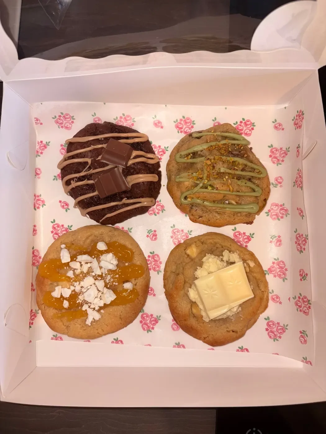 Stuffed Cookie Box